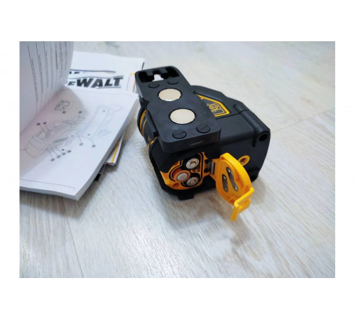Лазерный нивелир DEWALT DW 088 K