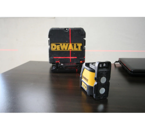 Лазерный нивелир DEWALT DW 088 K
