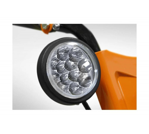 Бензиновый снегоуборщик CARVER ST-650EL Бензиновый снегоуборщик CARVER ST-650EL