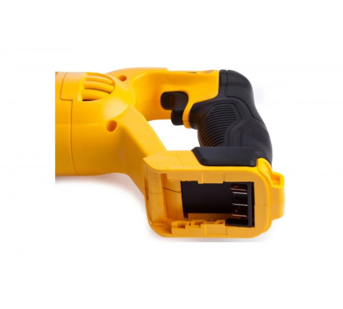 Сабельная пила DEWALT DCS380M2