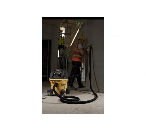 Промышленный пылесос для сухой и влажной уборки DEWALT DWV902M