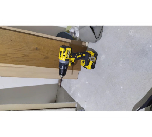Бесщеточная дрель-шуруповерт DEWALT DCD791P2