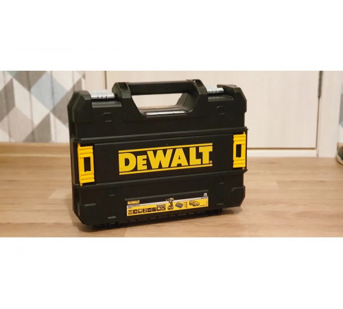 Бесщеточная дрель-шуруповерт DEWALT DCD791P2