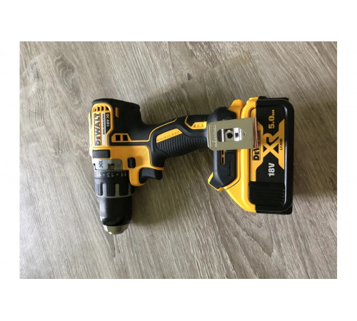 Бесщеточная дрель-шуруповерт DEWALT DCD791P2