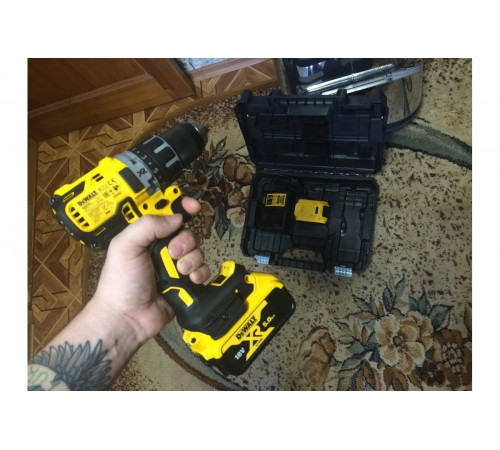 Бесщеточная дрель-шуруповерт DEWALT DCD791P2