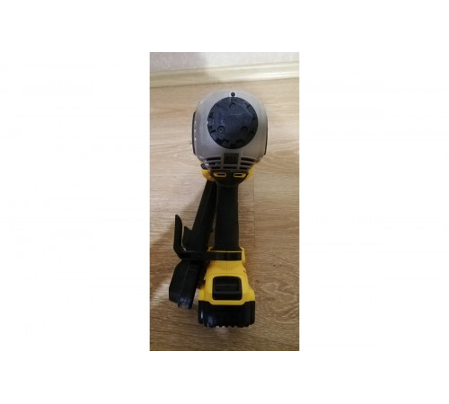 Степлер DEWALT DCN 692P2