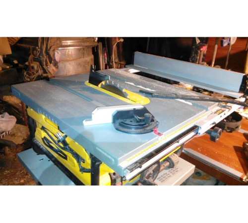 Настольная пила DEWALT DW 745