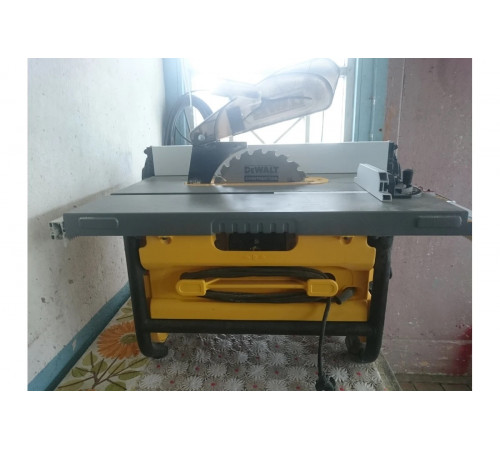 Настольная пила DEWALT DW 745