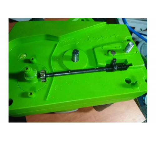Цепная электрическая пила GreenWorks GCS1836 1800Вт, 36см 20217 Цепная электрическая пила GreenWorks GCS1836 1800Вт, 36см 20217