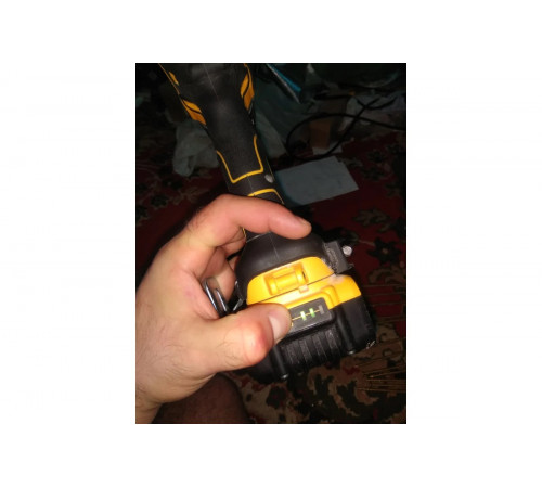 Бесщеточная ударная дрель-шуруповерт DEWALT DCD796P2