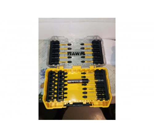 Набор бит и насадок FLEXTORQ 31 предмет DEWALT DT70737T-QZ