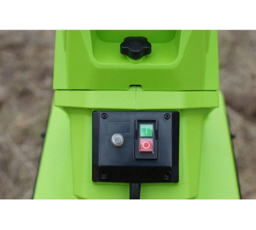 Садовый электрический измельчитель с контейнером GreenWorks GACSB 2206707 Садовый электрический измельчитель с контейнером GreenWorks GACSB 2206707
