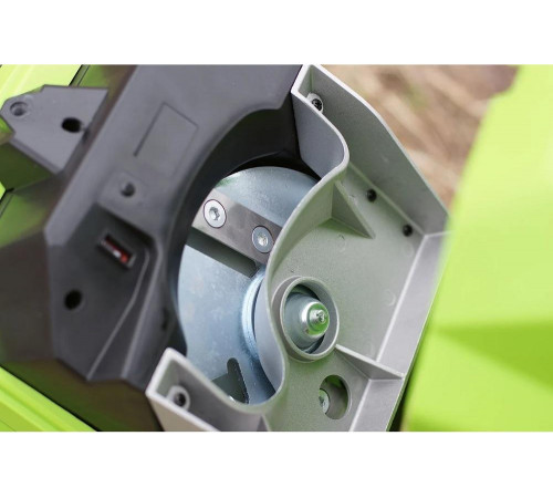 Садовый электрический измельчитель с контейнером GreenWorks GACSB 2206707 Садовый электрический измельчитель с контейнером GreenWorks GACSB 2206707