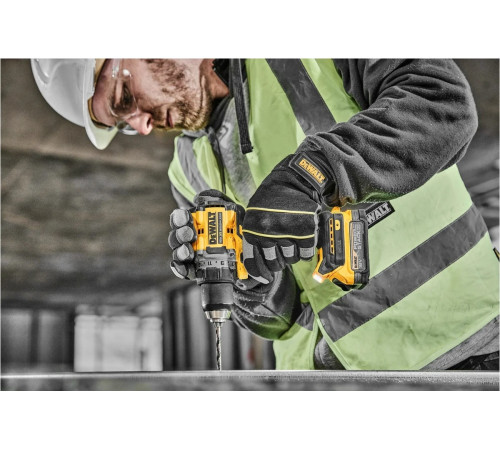 Бесщеточная дрель-шуруповерт DEWALT 2 скорости, 1 АКБ 18 В XR Li-Ion DCD800E1T-QW