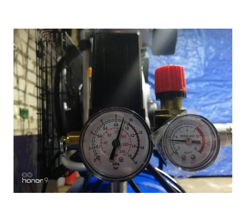 Компрессор Remeza СБ 4/С-100 LB 30 A Компрессор Remeza СБ 4/С-100 LB 30 A