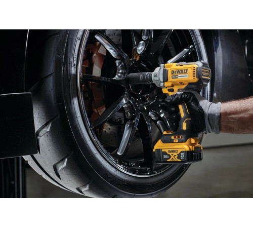 Аккумуляторный гайковерт Dewalt 18 В, 447 Нм, 3100 уд/мин, без АКБ и ЗУ, в кейсе TSTAK DCF894NT