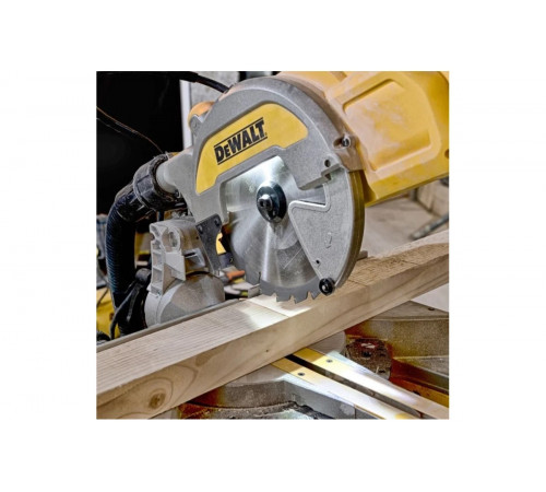 Торцовочная пила DEWALT DWS777