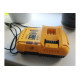 Универсальное зарядное устройство (18-54 В) DEWALT DCB118