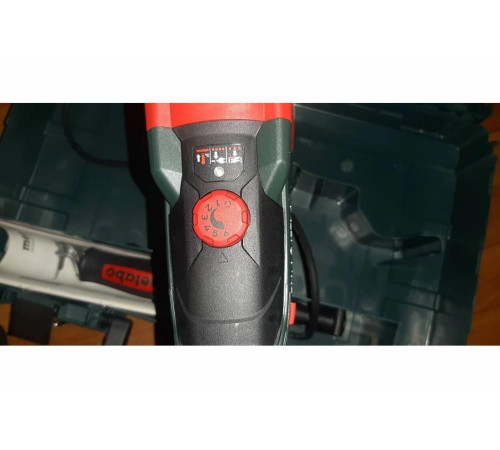 Дрель ударная METABO SBEV 1300-2 S (600786500) Дрель ударная METABO SBEV 1300-2 S (600786500)