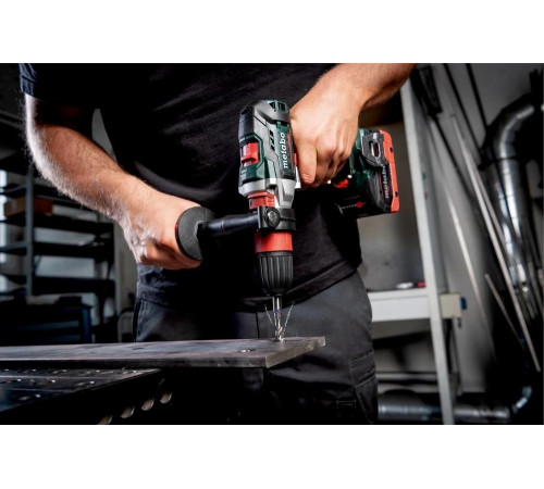 Аккумуляторный резьборез Metabo GB 18 LTX BL Q I 602362500 Аккумуляторный резьборез Metabo GB 18 LTX BL Q I 602362500