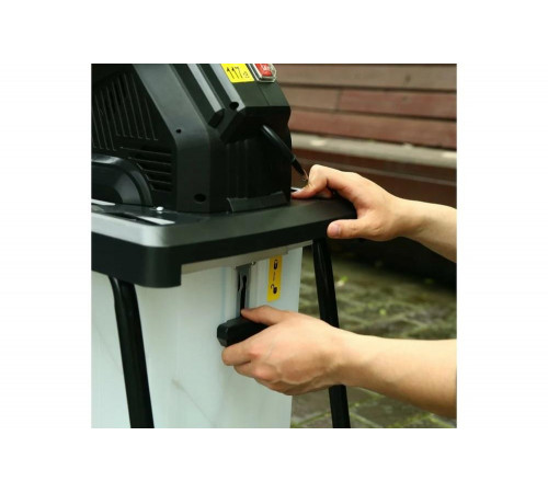 Садовый электрический измельчитель DEKO DKSH3200