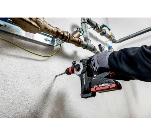 Аккумуляторный перфоратор Metabo KHA 18 LTX BL 24 Quick SE 600149850