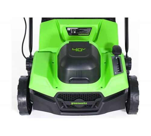 Аэратор-скарификатор аккумуляторный GreenWorks 40V, бесщеточный, c 1хАКБ 4Ач c USB и ЗУ 2517607USB4