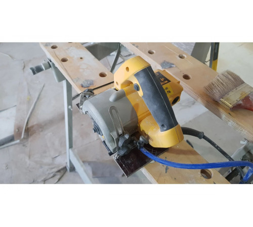 Плиткорез DEWALT DWC 410