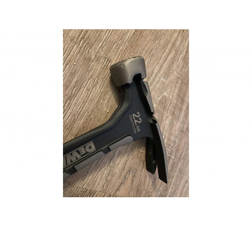 Молоток DEWALT одноэлементный, с прямым гвоздодером, 624 г DWHT0-51064