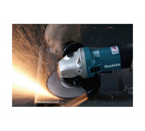 Угловая шлифмашина Makita GA6040C Угловая шлифмашина Makita GA6040C