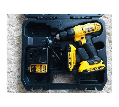 Дрель-шуруповерт DEWALT 2.0 Ач DCD771D2