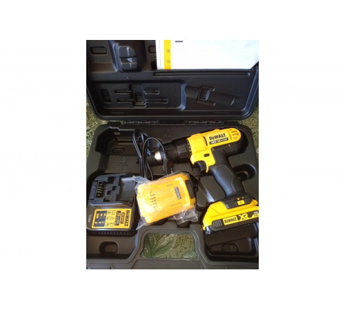 Дрель-шуруповерт DEWALT 2.0 Ач DCD771D2