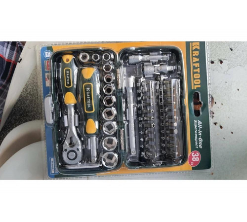 KRAFTOOL Universal-38 38 предм., Универсальный набор инструмента (27970-H38) KRAFTOOL Universal-38 38 предм., Универсальный набор инструмента (27970-H38)