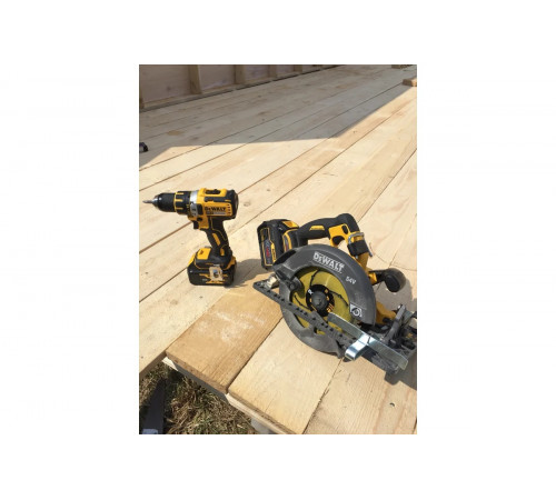 Бесщеточная дисковая ручная пила DEWALT DCS576N