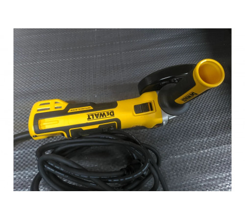 Бесщёточная угловая шлифмашина DEWALT DWE4357-QS