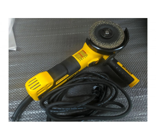 Бесщёточная угловая шлифмашина DEWALT DWE4357-QS