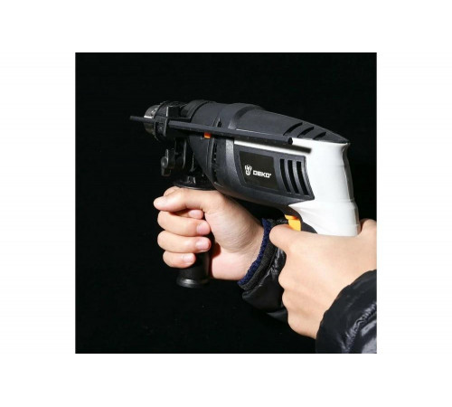 Ударная дрель DEKO DKID650W в кейсе 063-4092