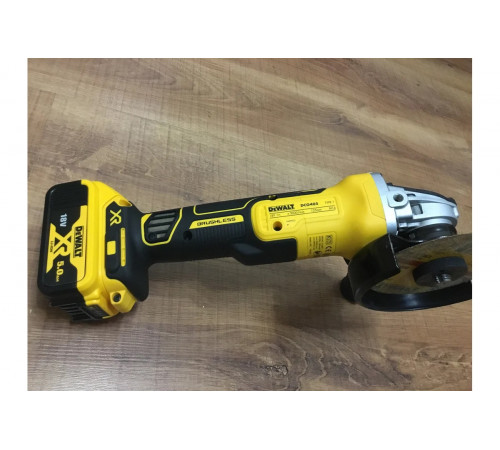 Бесщеточная угловая шлифмашина DEWALT DCG405NT