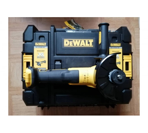 Бесщеточная угловая шлифмашина DEWALT DCG405NT