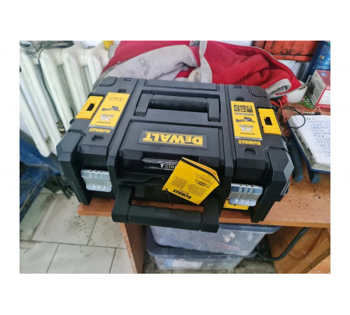 Бесщеточная угловая шлифмашина DEWALT DCG405NT