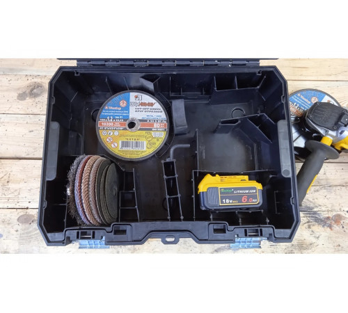 Бесщеточная угловая шлифмашина DEWALT DCG405NT