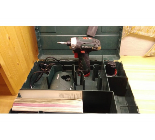 Дрель-шуруповерт METABO PowerMaxx BS Basic x2 (600080500) Дрель-шуруповерт METABO PowerMaxx BS Basic x2 (600080500)