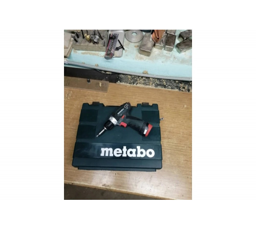 Дрель-шуруповерт METABO PowerMaxx BS Basic x2 (600080500) Дрель-шуруповерт METABO PowerMaxx BS Basic x2 (600080500)