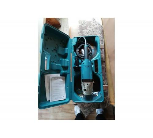 Угловая шлифмашина Makita GA9020SFK Угловая шлифмашина Makita GA9020SFK