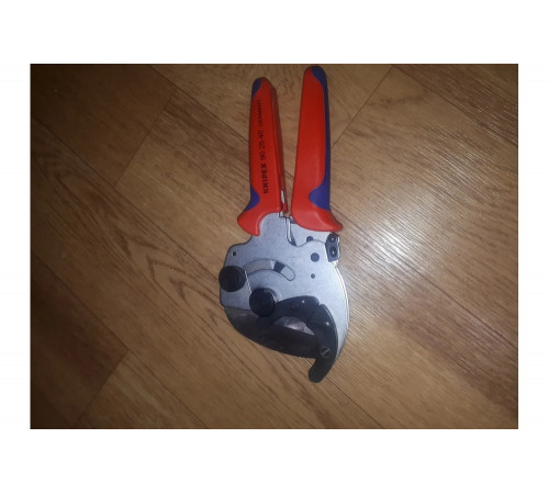 Труборез KNIPEX KN-902540