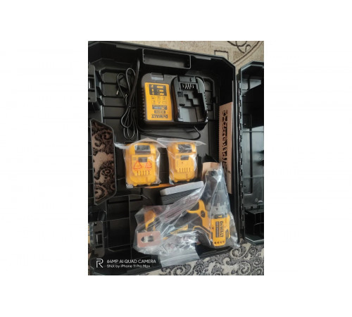 Бесщеточная ударная дрель-шуруповерт DEWALT 12 В XR DCD706D2-QW