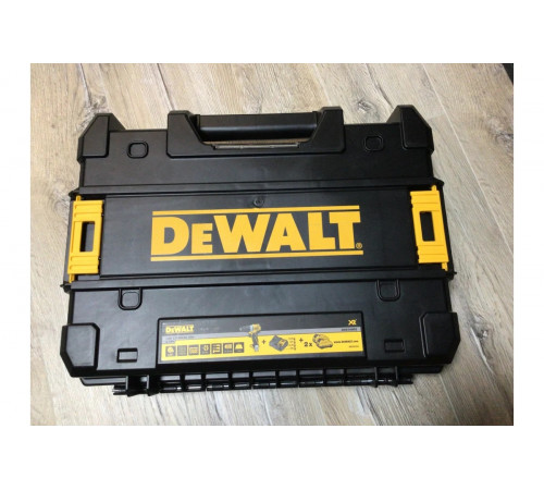 Бесщеточная ударная дрель-шуруповерт DEWALT 12 В XR DCD706D2-QW