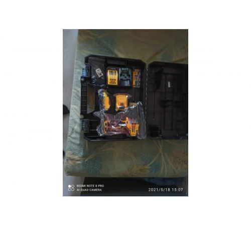 Бесщеточная ударная дрель-шуруповерт DEWALT 12 В XR DCD706D2-QW