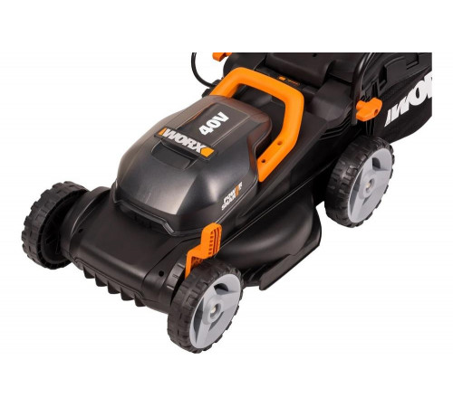 Аккумуляторная газонокосилка WORX WG779E