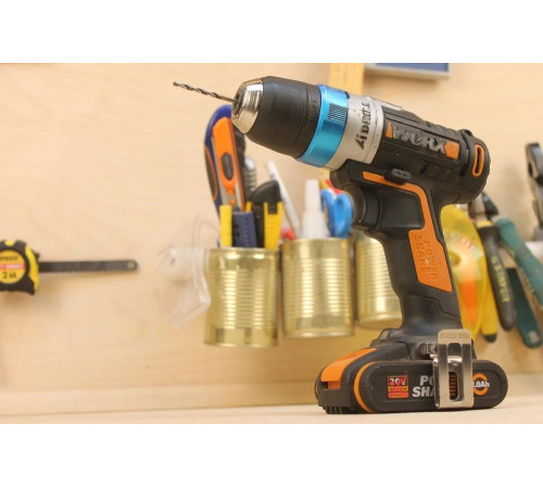 Аккумуляторная дрель-шуруповерт WORX AiDrill WX178.9 Аккумуляторная дрель-шуруповерт WORX AiDrill WX178.9